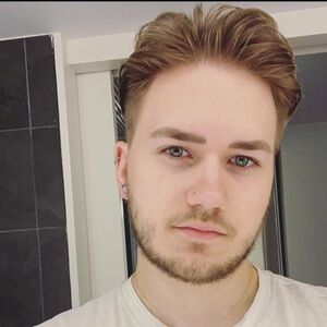 Meet your Posher, Devon